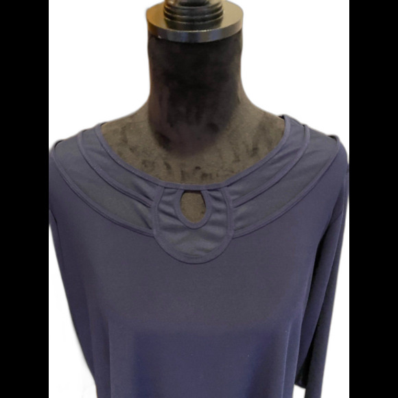 Adele & May Blouse Plus Size 1X Womens Top  Navy 3/4 Sleeve Keyhole Front Dressy - Picture 2 of 7